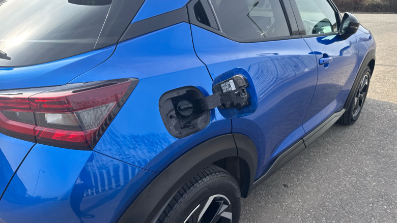 Nissan Juke 1.0 DiG-T 114 N-Connecta 5dr Petrol Hatchback